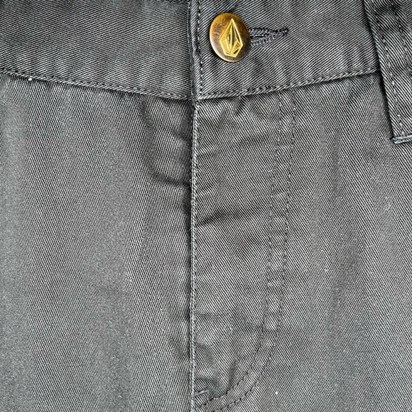 Volcom Chino Shorts 27/14 - Picture 2 of 5